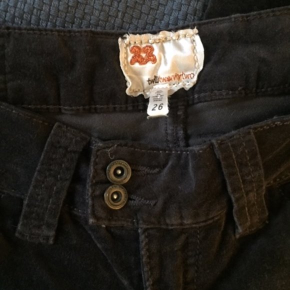 Super Soft Twill Twenty Two Corduroy - Picture 2 of 4